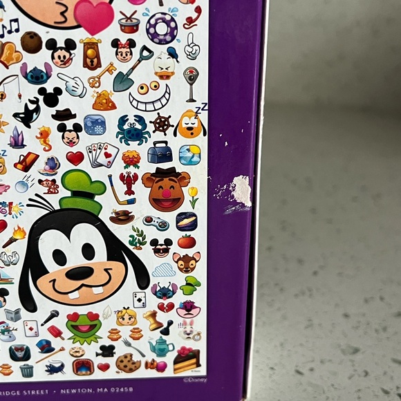 Disney Character Emoji Puzzle 300 Pieces 🧩 - Picture 4 of 10